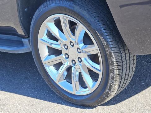 Used 2017 Chevrolet Tahoe LT w/ Texas Edition Package image 7