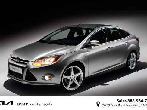 Used 2014 Ford Focus Titanium FWD image 1