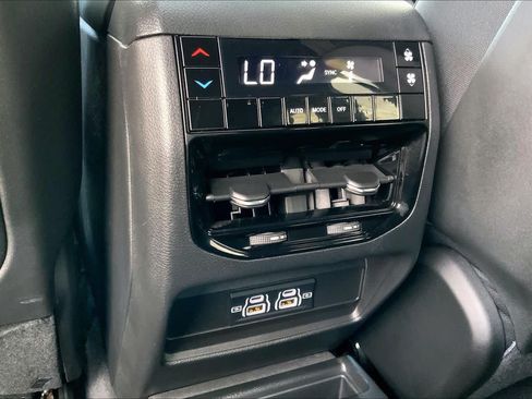 Used 2025 Jeep Grand Cherokee L Laredo RWD image 36