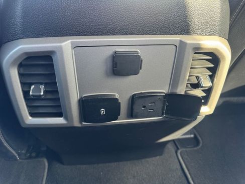 Used 2020 Ford F250 Lariat w/ Lariat Value Package image 38