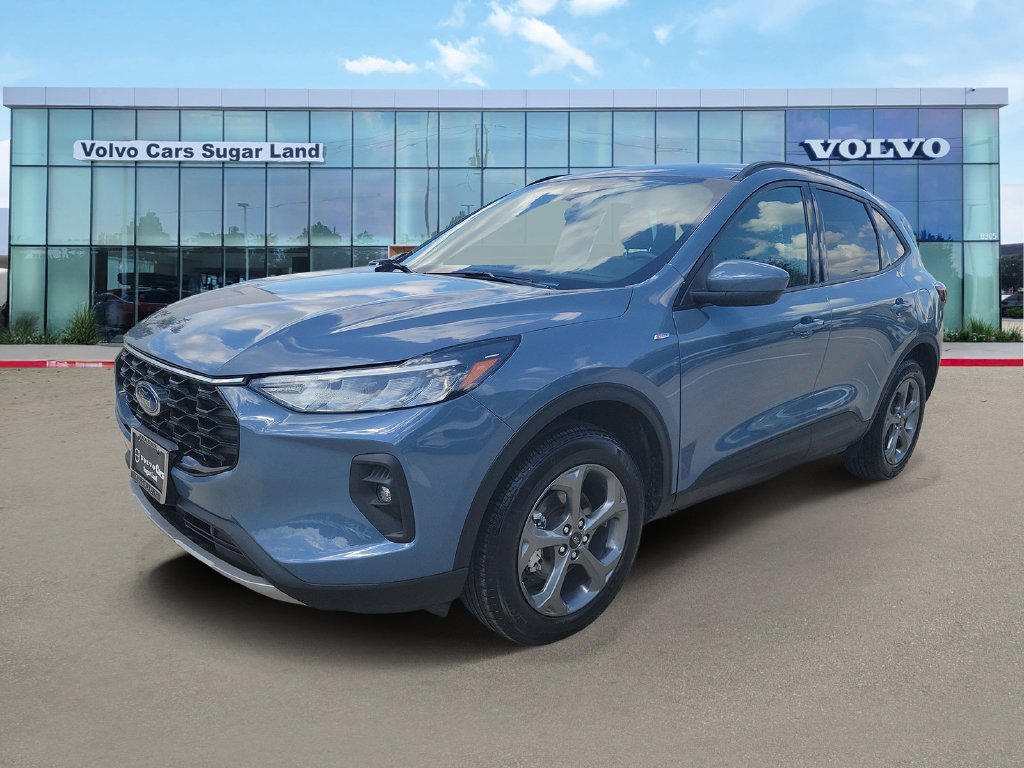 Used 2025 Ford Escape ST-Line Select AWD/4WD image 1