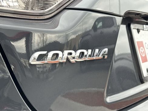 Used 2023 Toyota Corolla LE FWD image 9