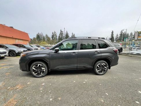 New 2026 Subaru Forester Premium image 5
