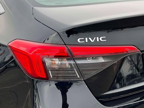Used 2024 Honda Civic Touring image 11