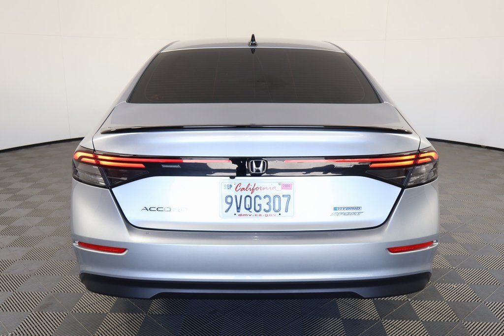 Used 2025 Honda Accord Sport image 5
