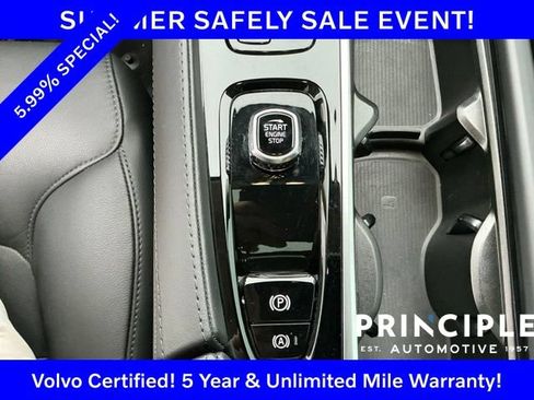 Certified 2025 Volvo XC90 B5 Core AWD/4WD image 20