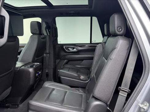 Used 2021 Chevrolet Tahoe LT w/ Rear Media and Nav Package AWD/4WD image 18