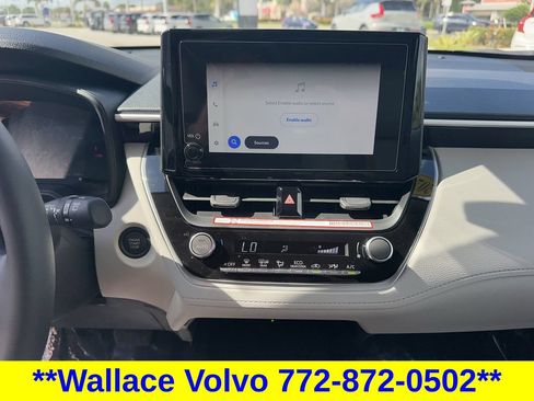 Used 2026 Toyota Corolla Cross LE FWD image 21