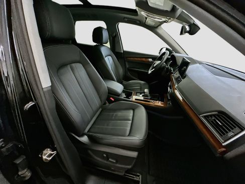 Used 2023 Audi Q5 2.0T Premium w/ Convenience Package AWD/4WD image 34