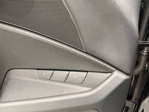 Used 2024 Audi Q8 e-tron Prestige w/ Prestige Package image 19