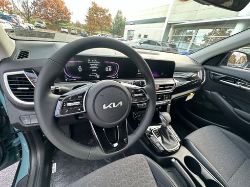 New 2026 Kia Seltos S image 30