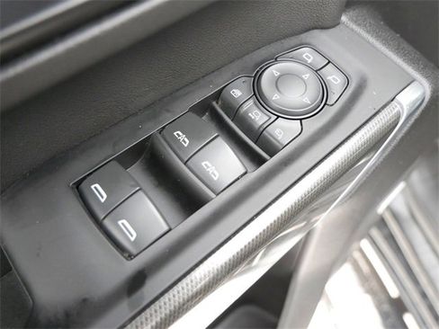 Used 2023 GMC Sierra 2500 AT4 w/ AT4 Premium Plus Package image 13