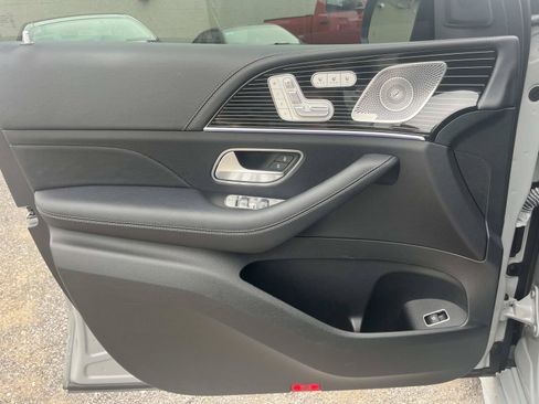 Used 2024 Mercedes-Benz GLE 450 4MATIC image 27