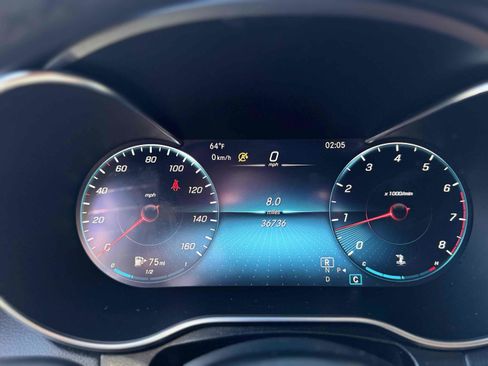 Used 2022 Mercedes-Benz GLC 300 4MATIC w/ AMG Line image 7