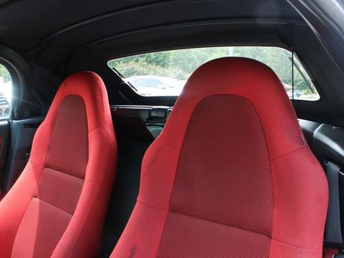 Used 2001 Toyota MR2 RWD image 12