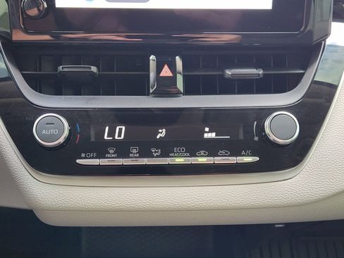 Used 2024 Toyota Corolla LE image 22