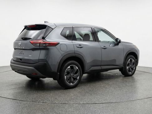 Used 2025 Nissan Rogue SV AWD/4WD image 9