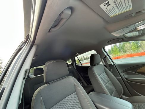 Used 2018 GMC Terrain SLE w/ Driver Convenience Package image 27