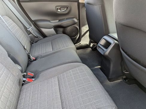 Used 2023 Honda HR-V LX image 18