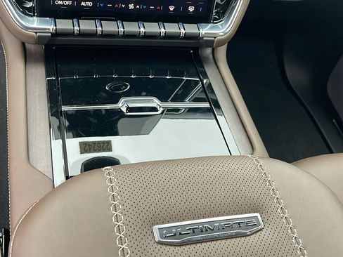 New 2026 GMC Yukon XL Denali Ultimate AWD/4WD image 22