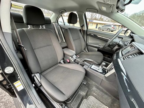 Used 2017 Mitsubishi Lancer AWD Sedan image 17