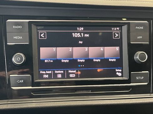 Used 2019 Volkswagen Jetta SE FWD image 16