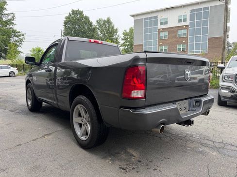 Used 2014 RAM 1500 Express RWD image 4