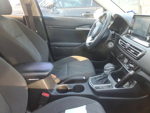Used 2022 Kia Seltos LX AWD/4WD image 10
