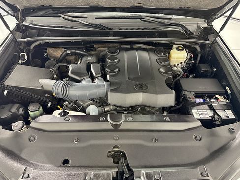 Used 2020 Toyota 4Runner Nightshade image 10