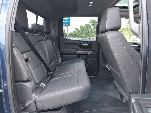 Used 2021 Chevrolet Silverado 1500 LTZ w/ LTZ Premium Package AWD/4WD image 33