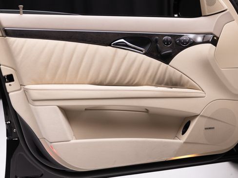 Used 2006 Mercedes-Benz E 350 Sedan image 40