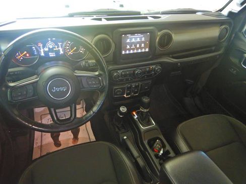 Used 2020 Jeep Wrangler Unlimited Sport AWD/4WD image 2