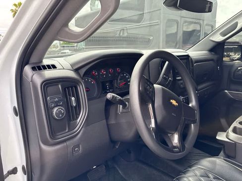 Used 2022 Chevrolet Silverado 1500 Custom RWD image 7
