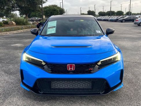 Used 2026 Honda Civic Type R image 2