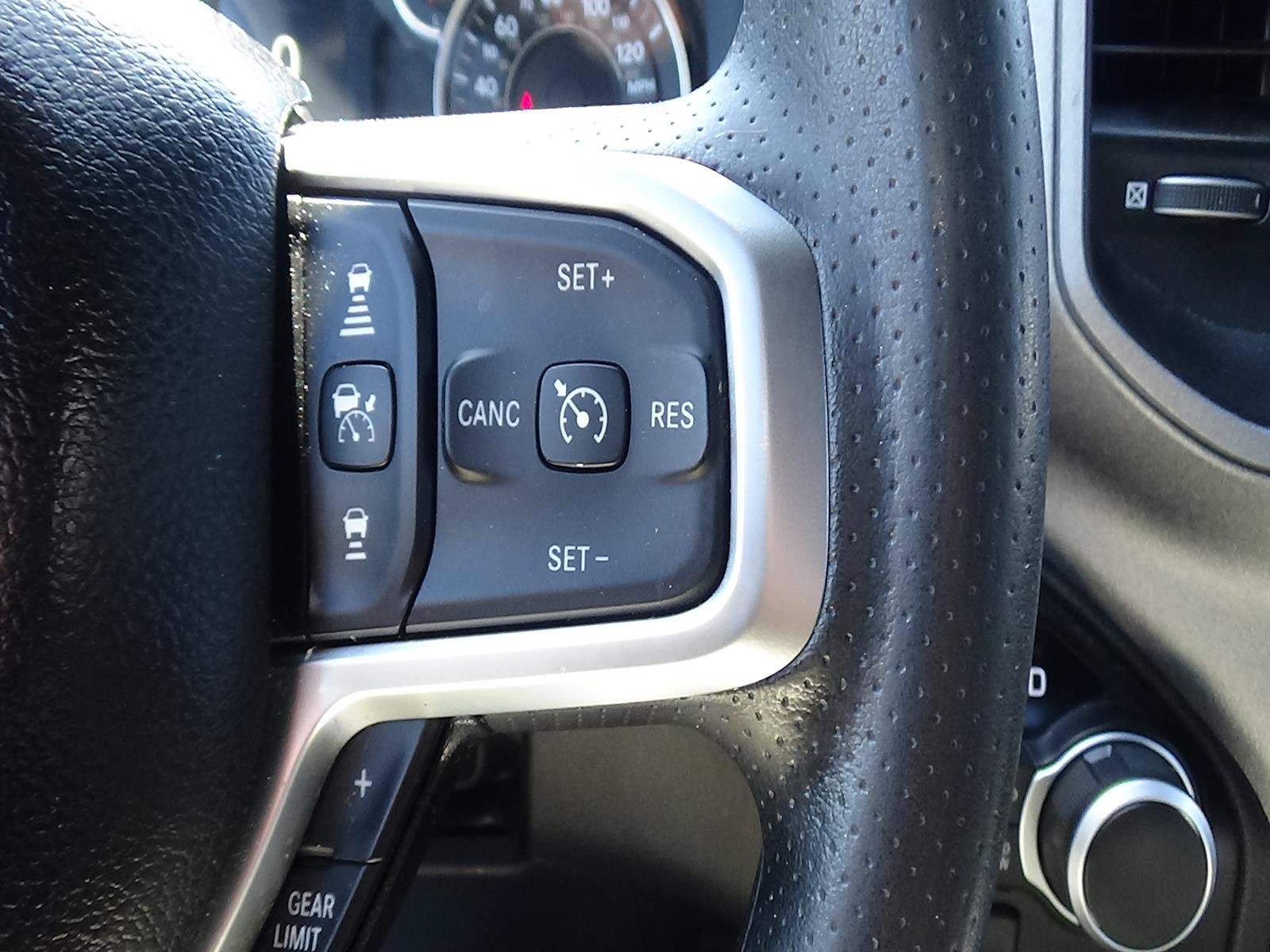 Certified 2025 RAM 1500 Tradesman AWD/4WD image 25