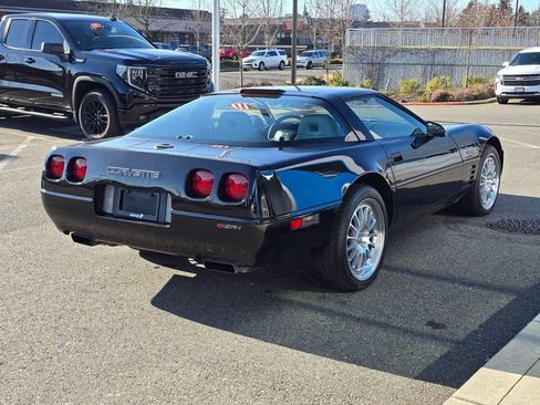 Used 1994 Chevrolet Corvette ZR1 RWD image 6