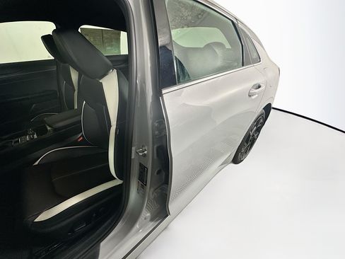 Used 2025 Kia K5 GT-Line FWD image 12