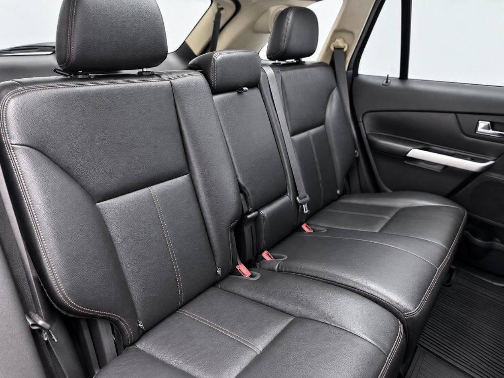 Used 2014 Ford Edge Limited w/ Equipment Group 301A AWD/4WD image 24