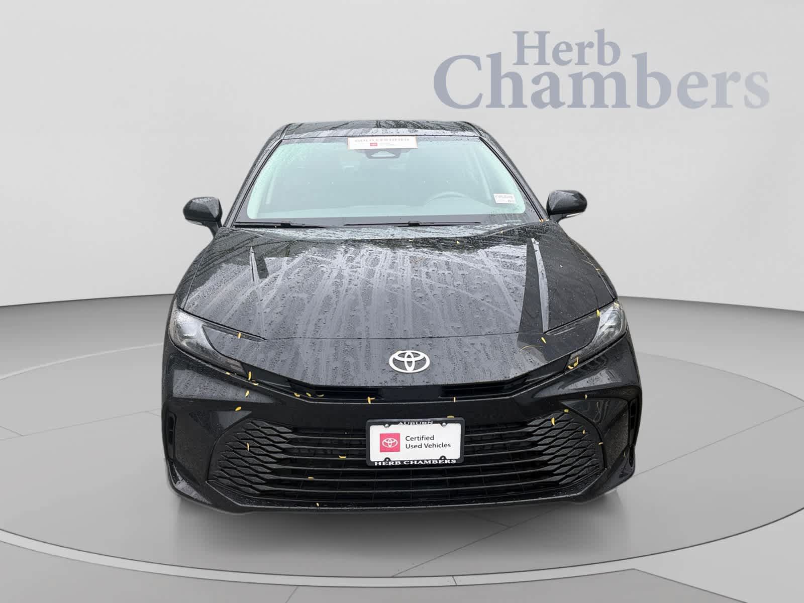 Used 2025 Toyota Camry LE FWD image 2