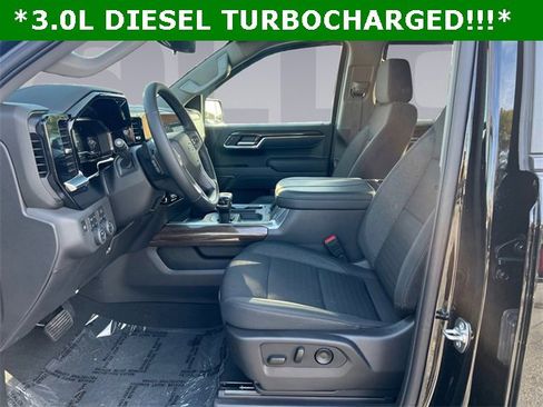 Used 2025 Chevrolet Silverado 1500 LT Trail Boss image 10