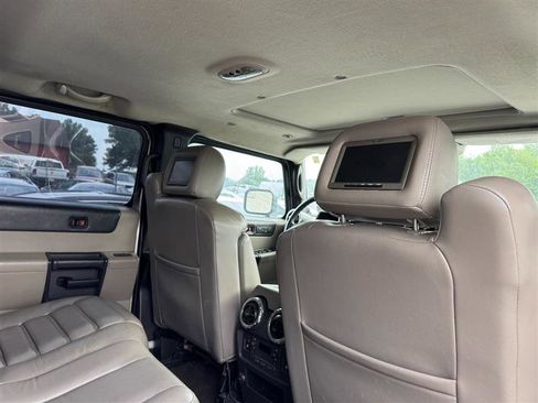 Used 2005 HUMMER H2 SUT w/ Preferred Equipment Group image 20