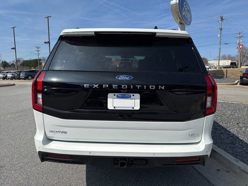 New 2026 Ford Expedition Max Active image 10