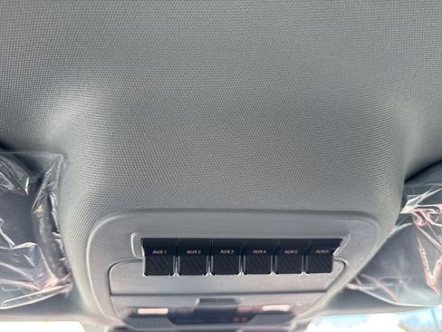 New 2025 Ford F250 XL w/ XL Chrome Package image 26