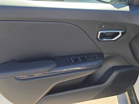 New 2026 Kia K4 EX image 17