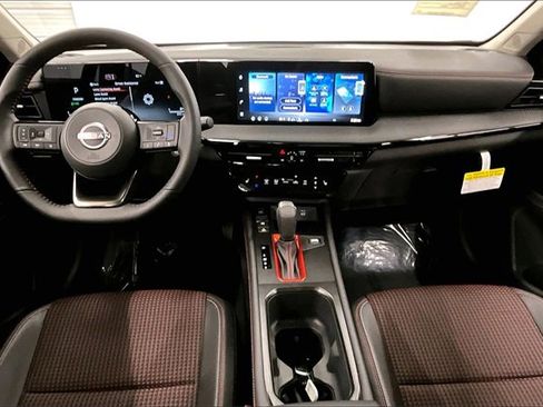 New 2026 Nissan Kicks SR w/ SR Premium Package image 5