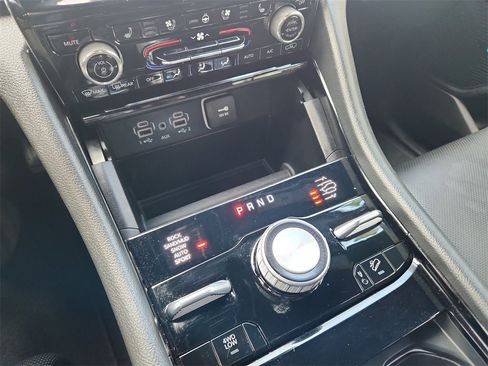 Used 2023 Jeep Grand Cherokee Summit w/ Advanced Protech Group IV image 11