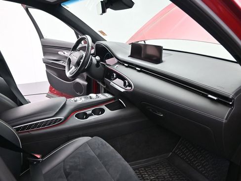 Used 2022 Genesis GV70 3.5T Sport w/ Sport Prestige Package image 22