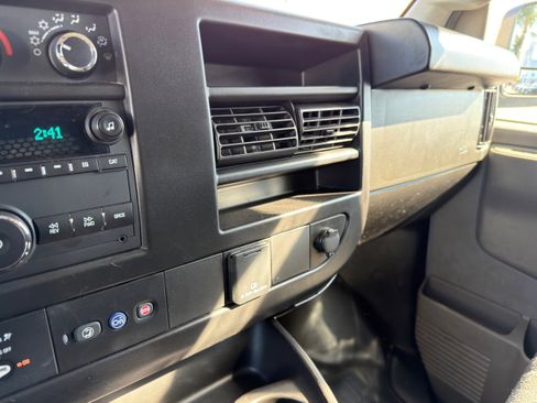 Used 2024 GMC Savana 2500 w/ Driver Convenience Package image 30