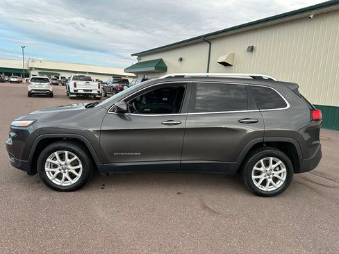 Used 2014 Jeep Cherokee Latitude FWD image 36