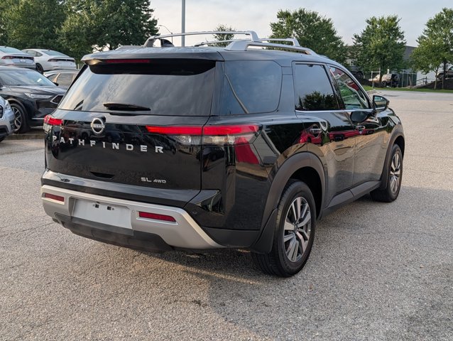 Certified 2024 Nissan Pathfinder SL AWD/4WD image 3